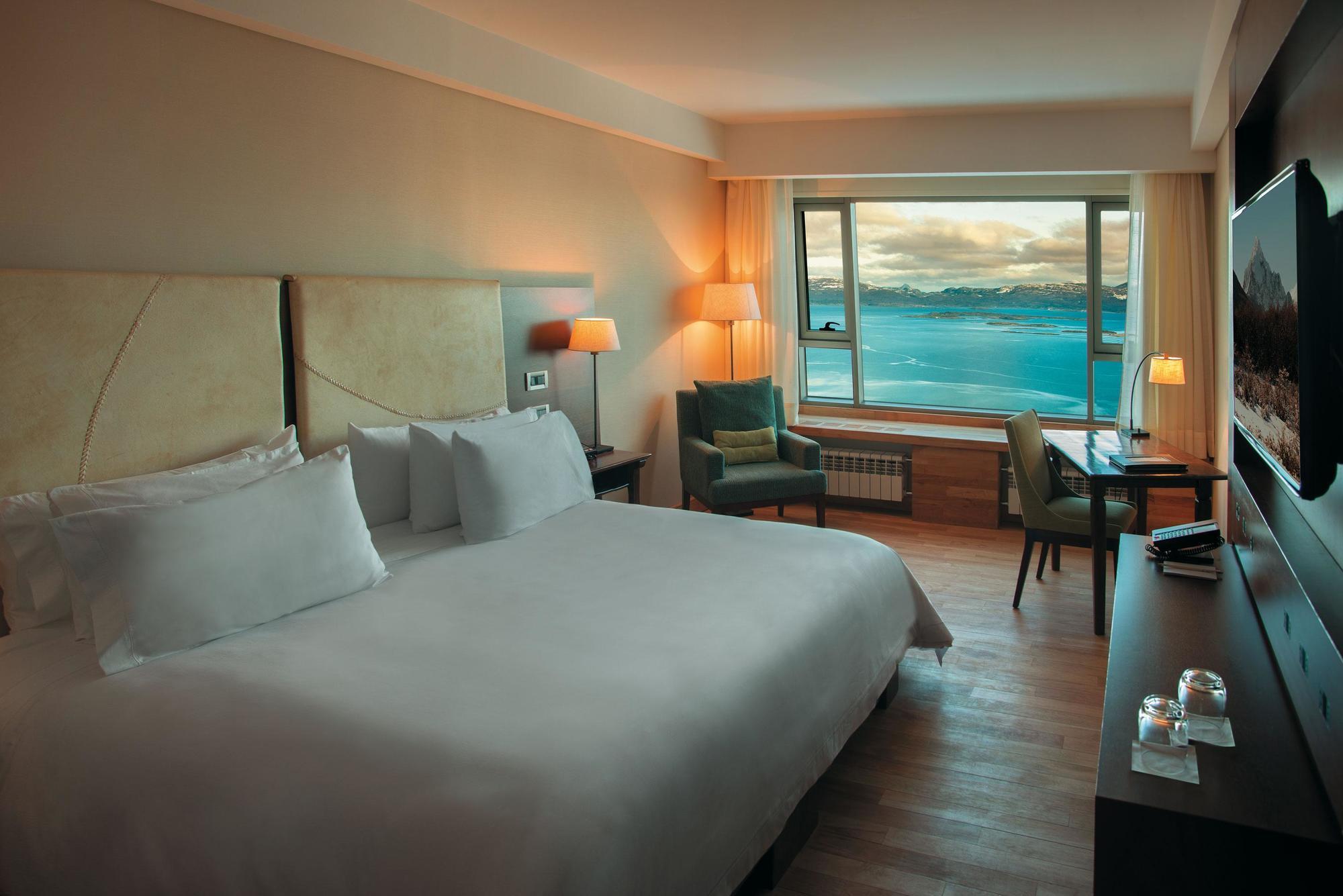 Arakur Ushuaia Resort & Spa מראה חיצוני תמונה A room at the hotel