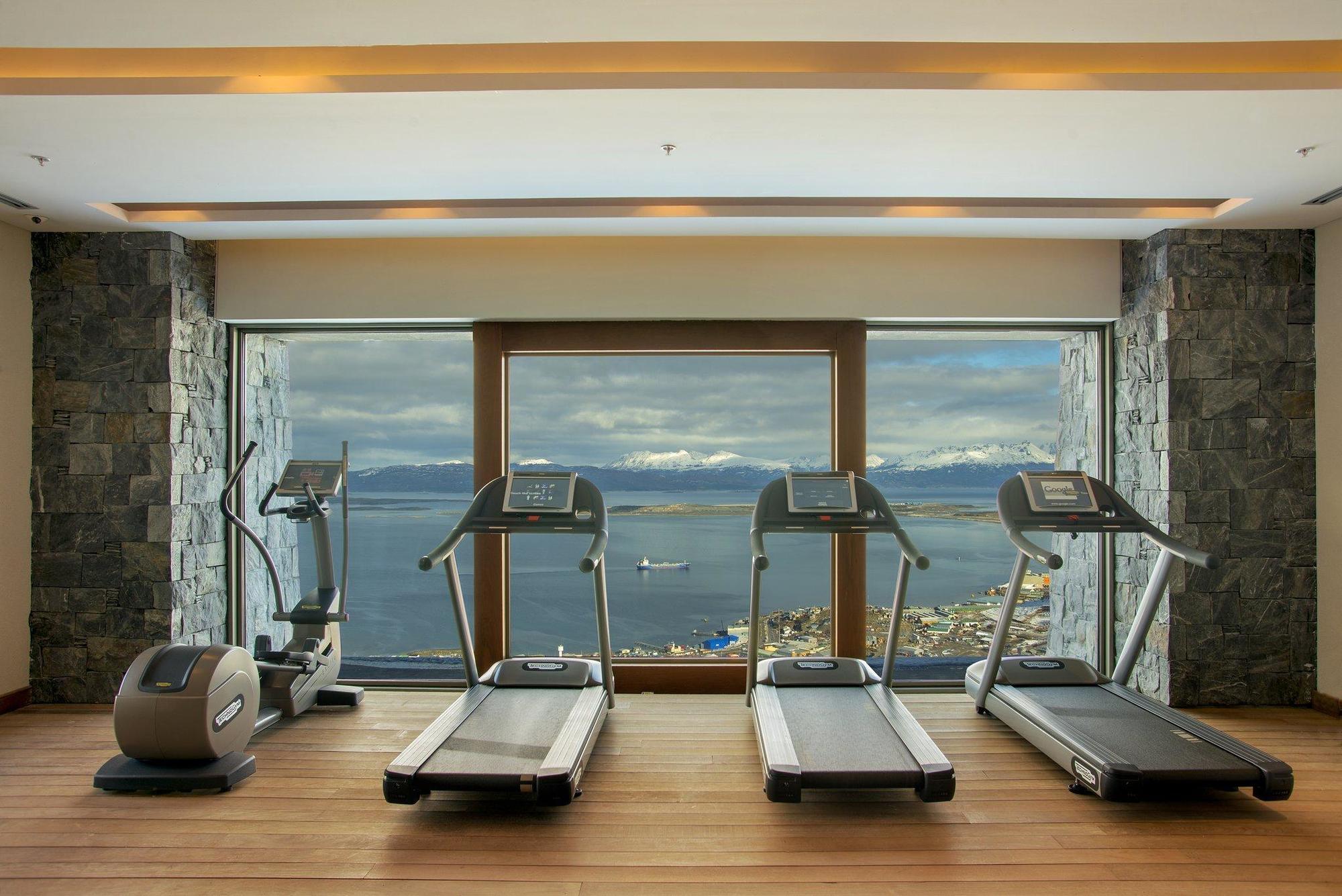 Arakur Ushuaia Resort & Spa מראה חיצוני תמונה The gym at the Four Seasons Hotel, Istanbul